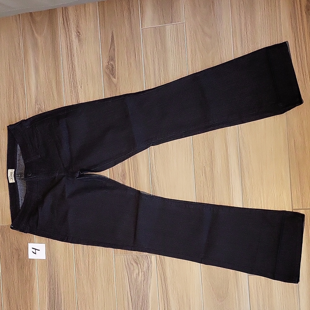 Old Navy Diva Jeans Dark Blue Size 4 Regular.